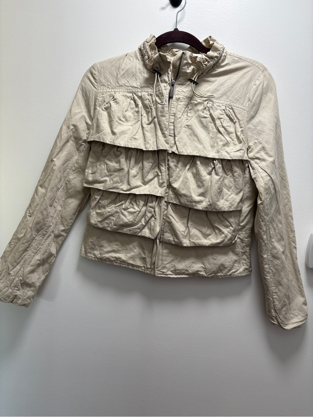 Kenneth Cole | Beige Women's Lightweight Ruffle Jacket | Sm. - whimsy night out